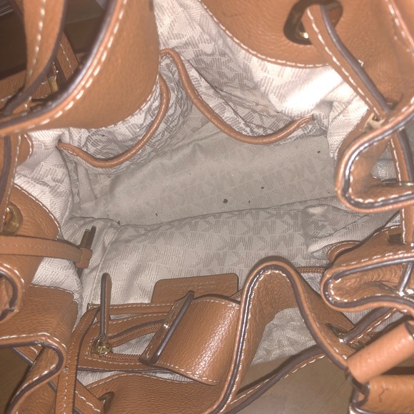 Michael Kors pocket book - Picture 3 of 3